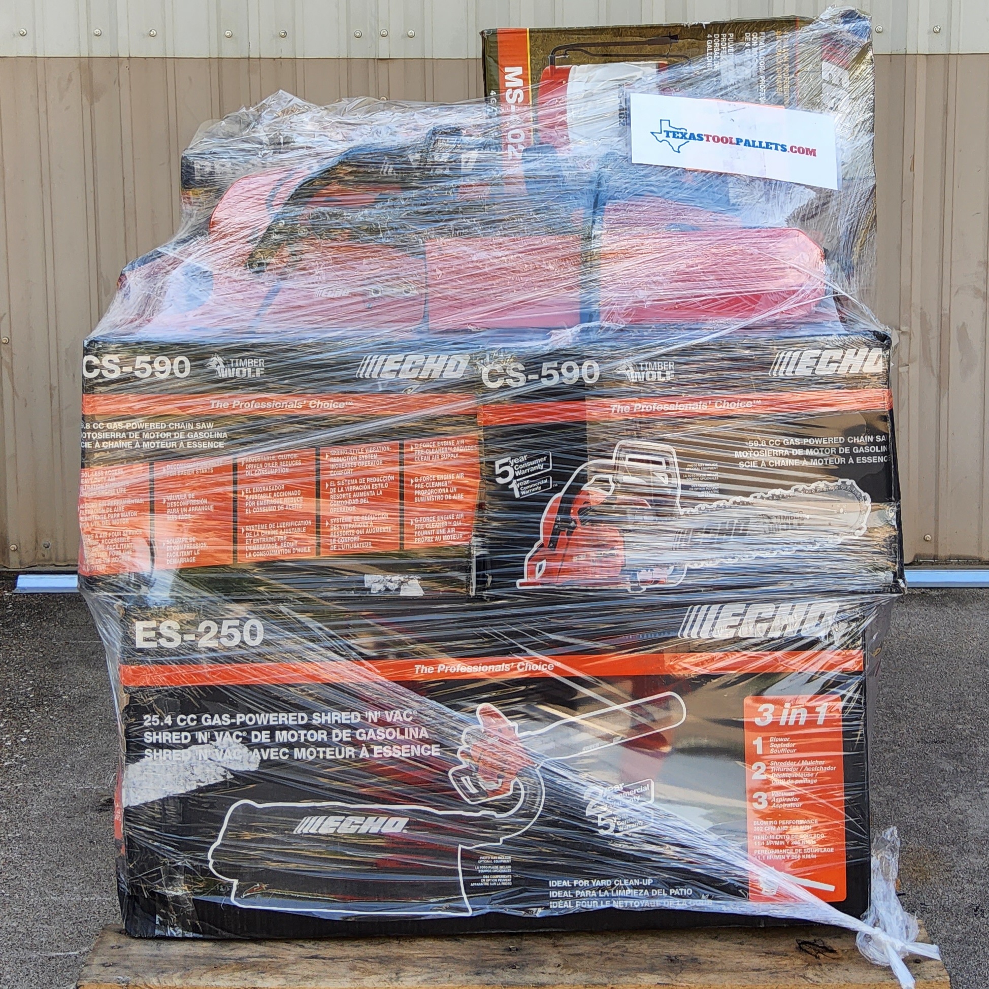 echo-outdoor-pallet-lot-id-081003-untested-customer-returns.jpg