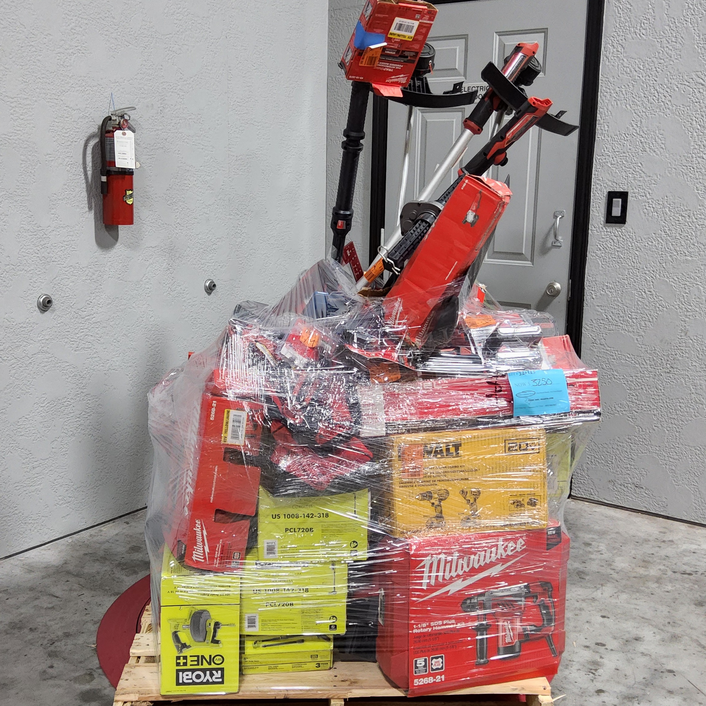 mixed-tool-pallet-lot-id-320225-as-is-untested-customer-returns.jpg